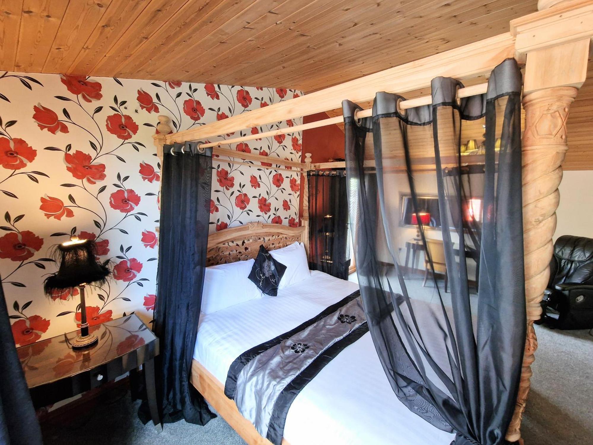 Lomond 4 With Private Hot Tub - Fife - Loch Leven - Lomond Hills Villa Kelty Ngoại thất bức ảnh