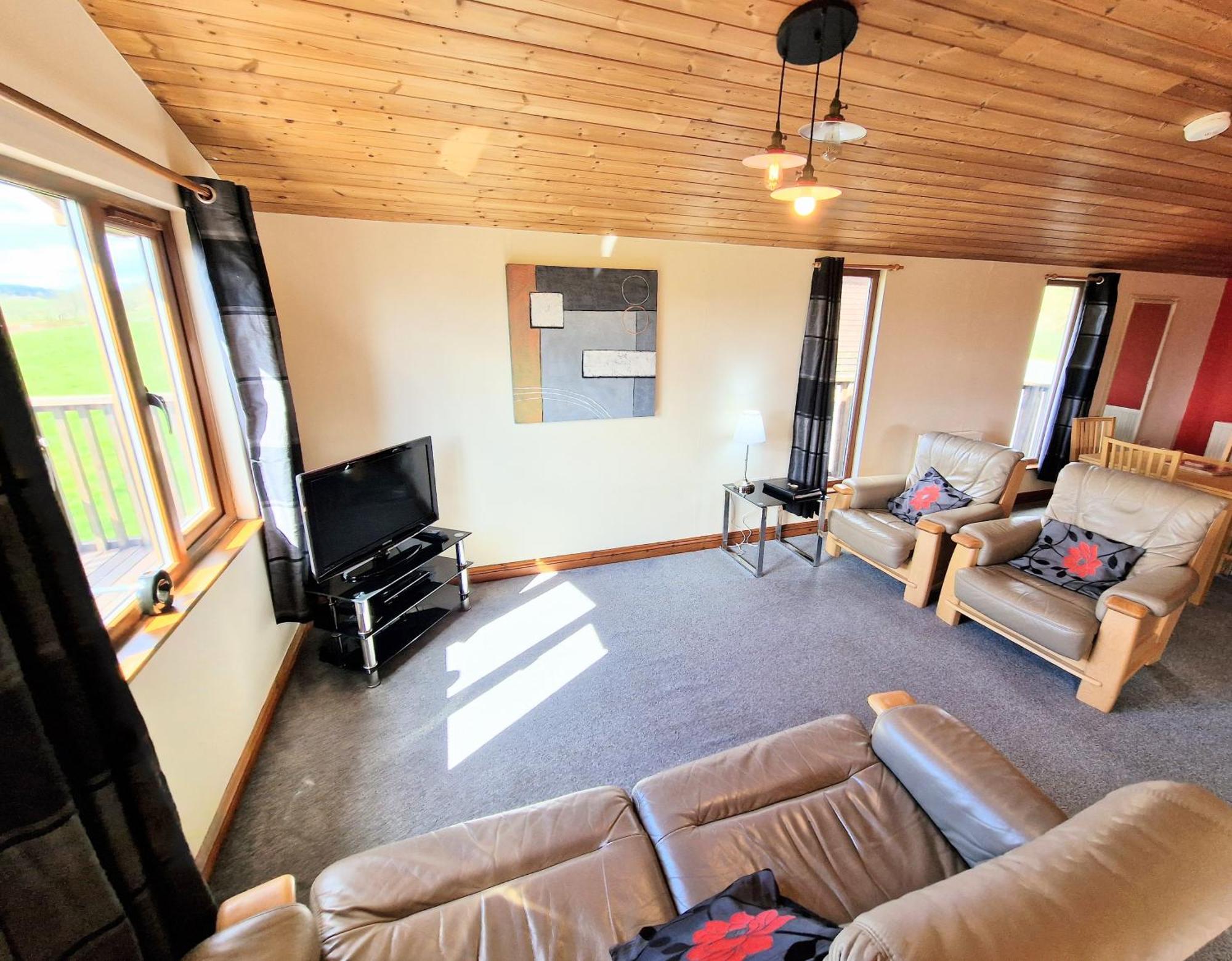 Lomond 4 With Private Hot Tub - Fife - Loch Leven - Lomond Hills Villa Kelty Ngoại thất bức ảnh