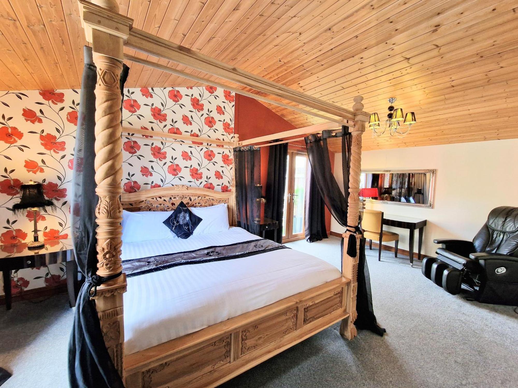 Lomond 4 With Private Hot Tub - Fife - Loch Leven - Lomond Hills Villa Kelty Ngoại thất bức ảnh