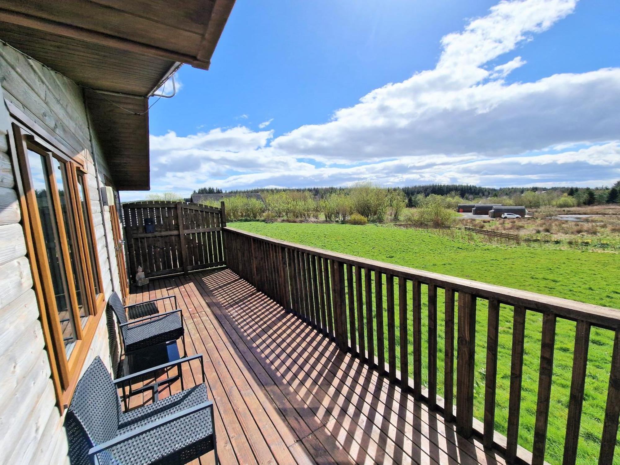 Lomond 4 With Private Hot Tub - Fife - Loch Leven - Lomond Hills Villa Kelty Ngoại thất bức ảnh